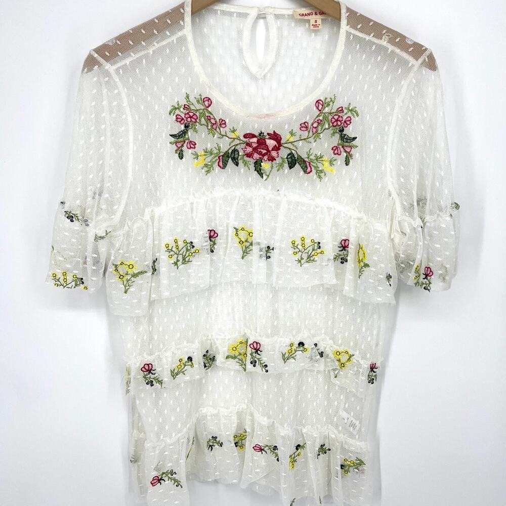Grand & Greene Sheer Dotted Swiss Embroidered Top Size S
